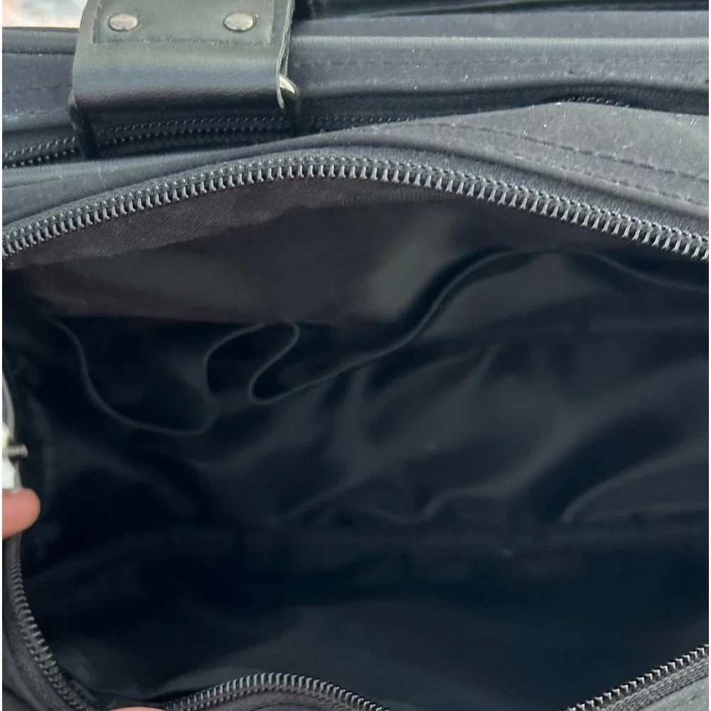 Leif Los Angeles Messenger Bag Black Multi Compartment Techwear Minimalist‎